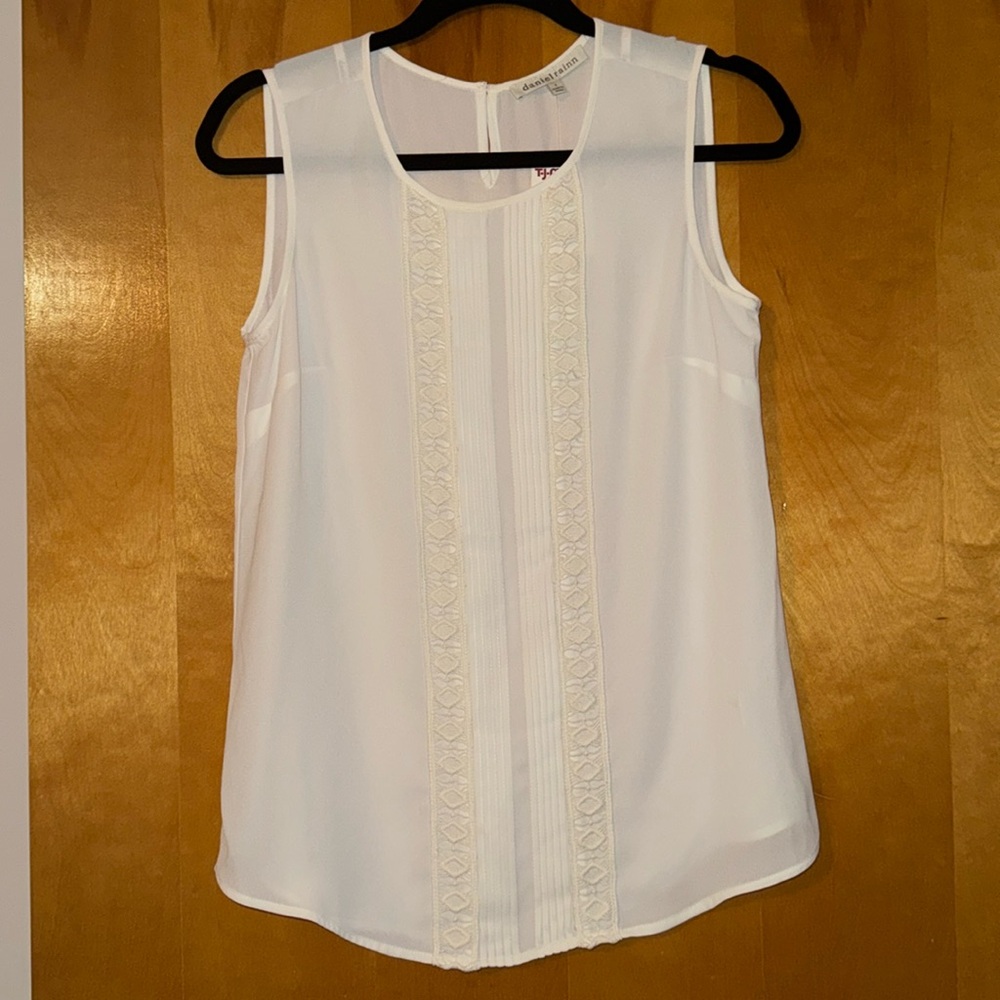 Daniel rainn white blouse